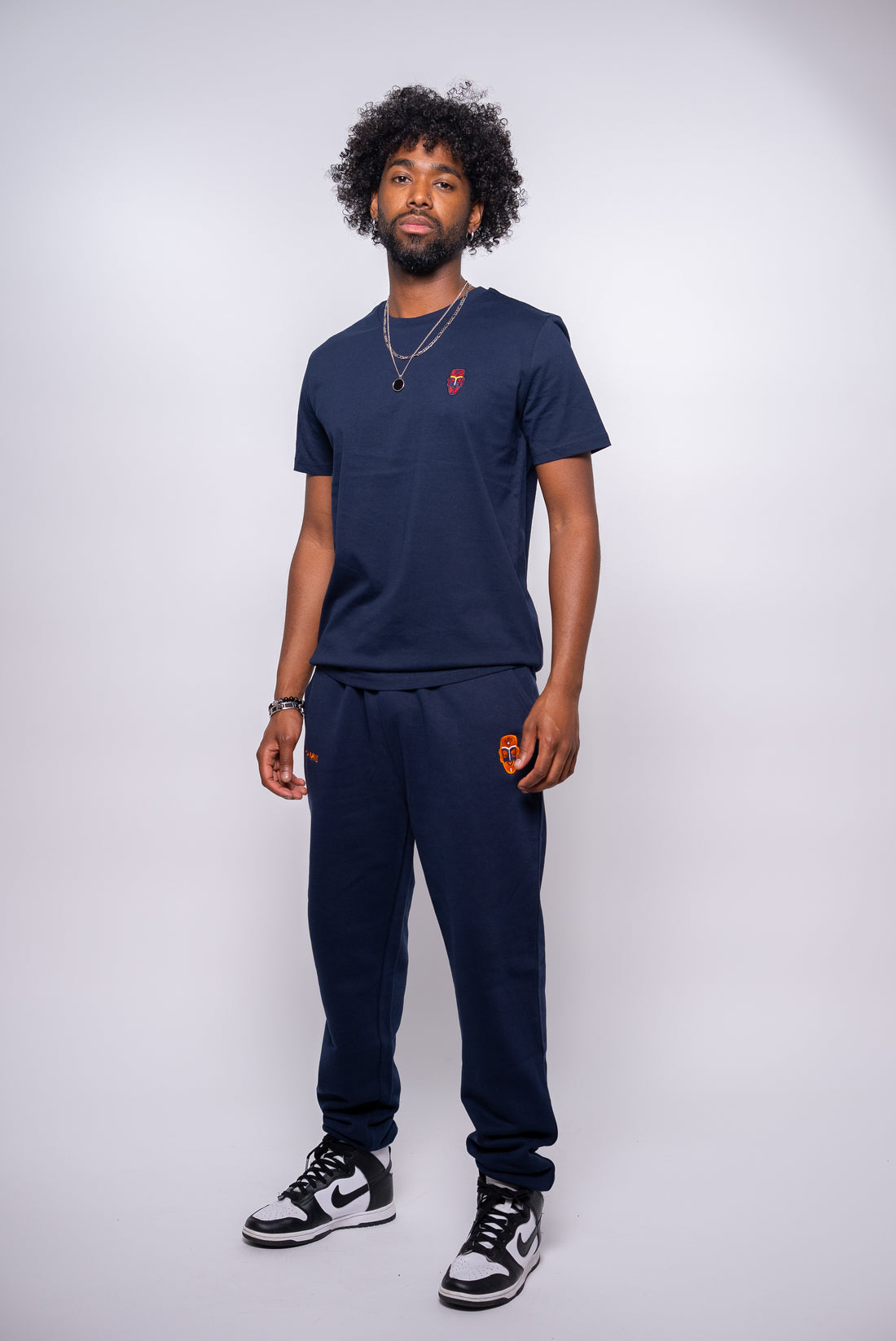 UNISEX-JOGGINGHOSE IN MARINEBLAU